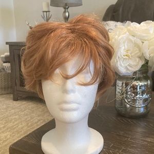 Short wig